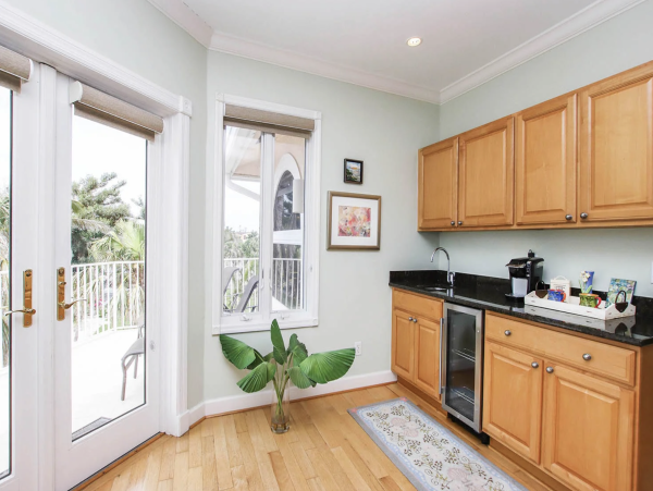 Five Bedroom Luxury Captiva Rental Convenient to the Village
